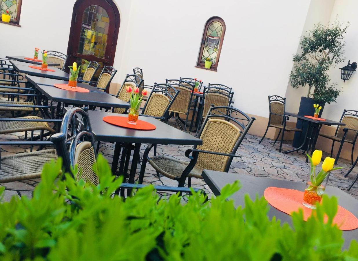 Altdeutsche Weinstube Hotel Ruedesheim am Rhein Luaran gambar