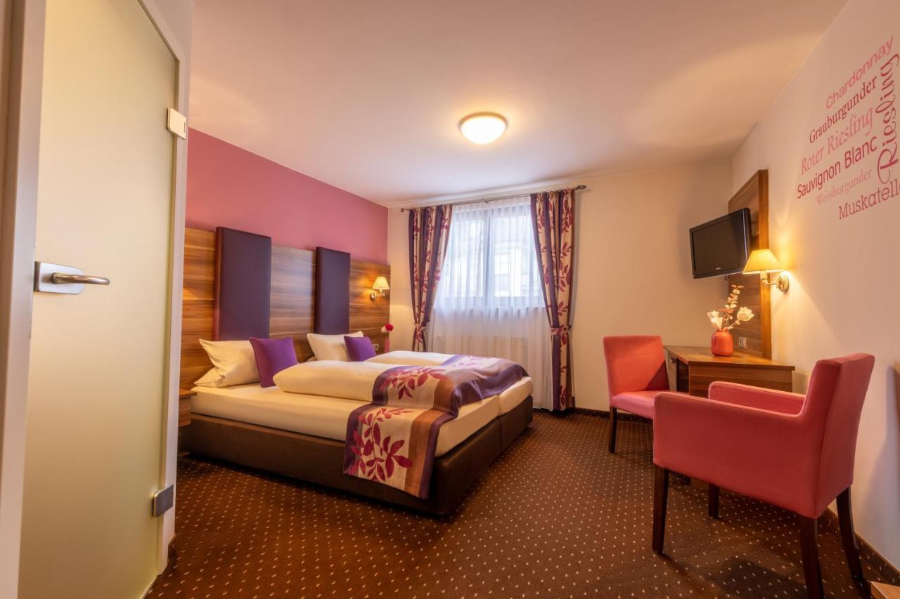 Altdeutsche Weinstube Hotel Ruedesheim am Rhein Luaran gambar