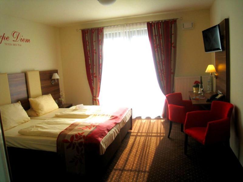 Altdeutsche Weinstube Hotel Ruedesheim am Rhein Luaran gambar