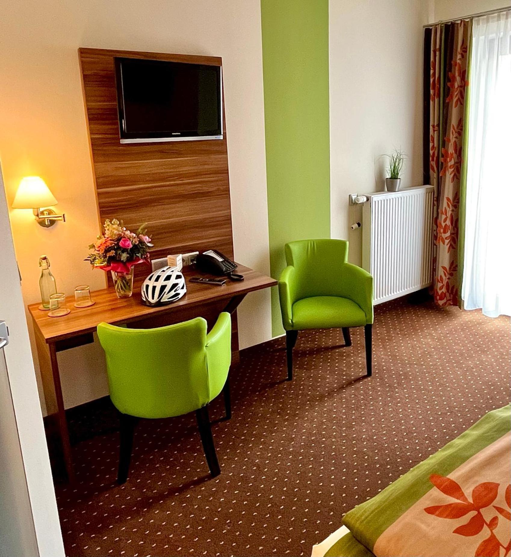 Altdeutsche Weinstube Hotel Ruedesheim am Rhein Luaran gambar