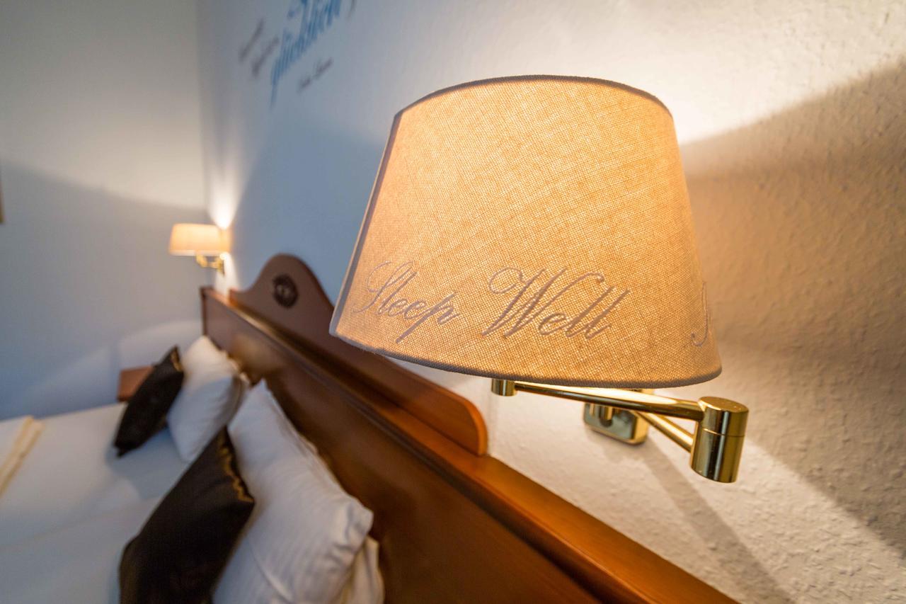 Altdeutsche Weinstube Hotel Ruedesheim am Rhein Luaran gambar
