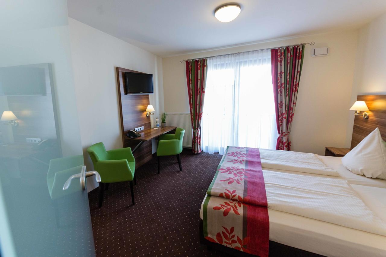Altdeutsche Weinstube Hotel Ruedesheim am Rhein Luaran gambar